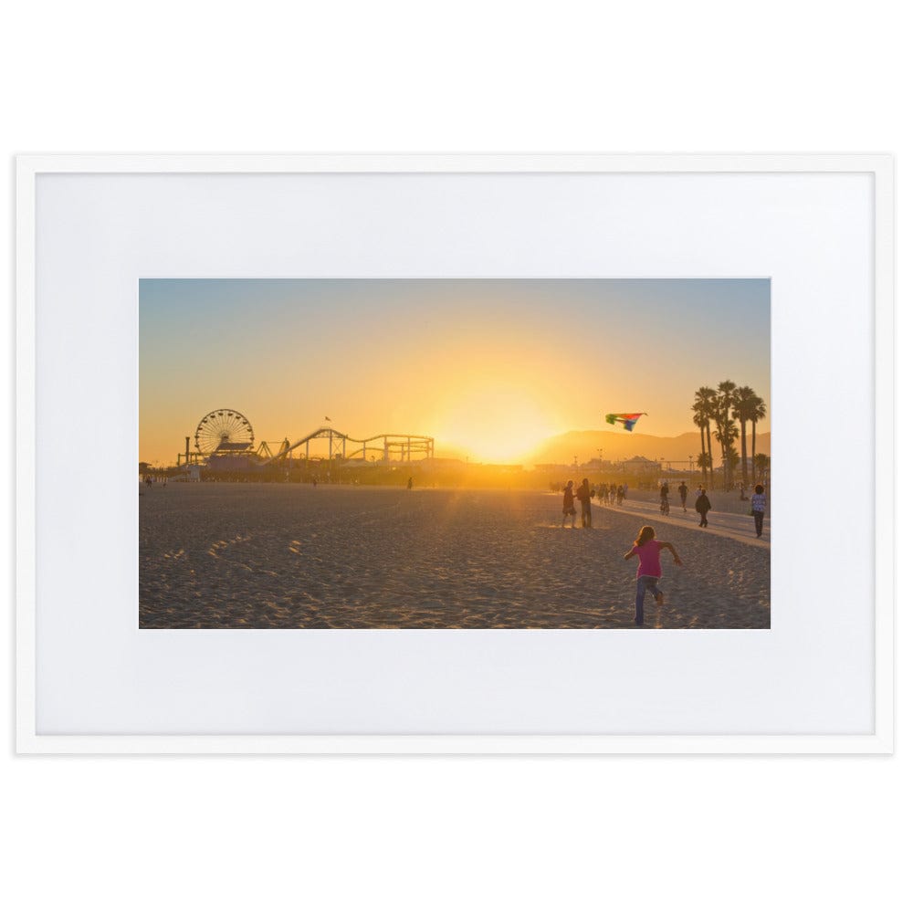 Santa-Monica-City-in-California-Photography-matte-paper-framed-poster-with-mat-white-61x91-cm-transparent-NK-Iconic